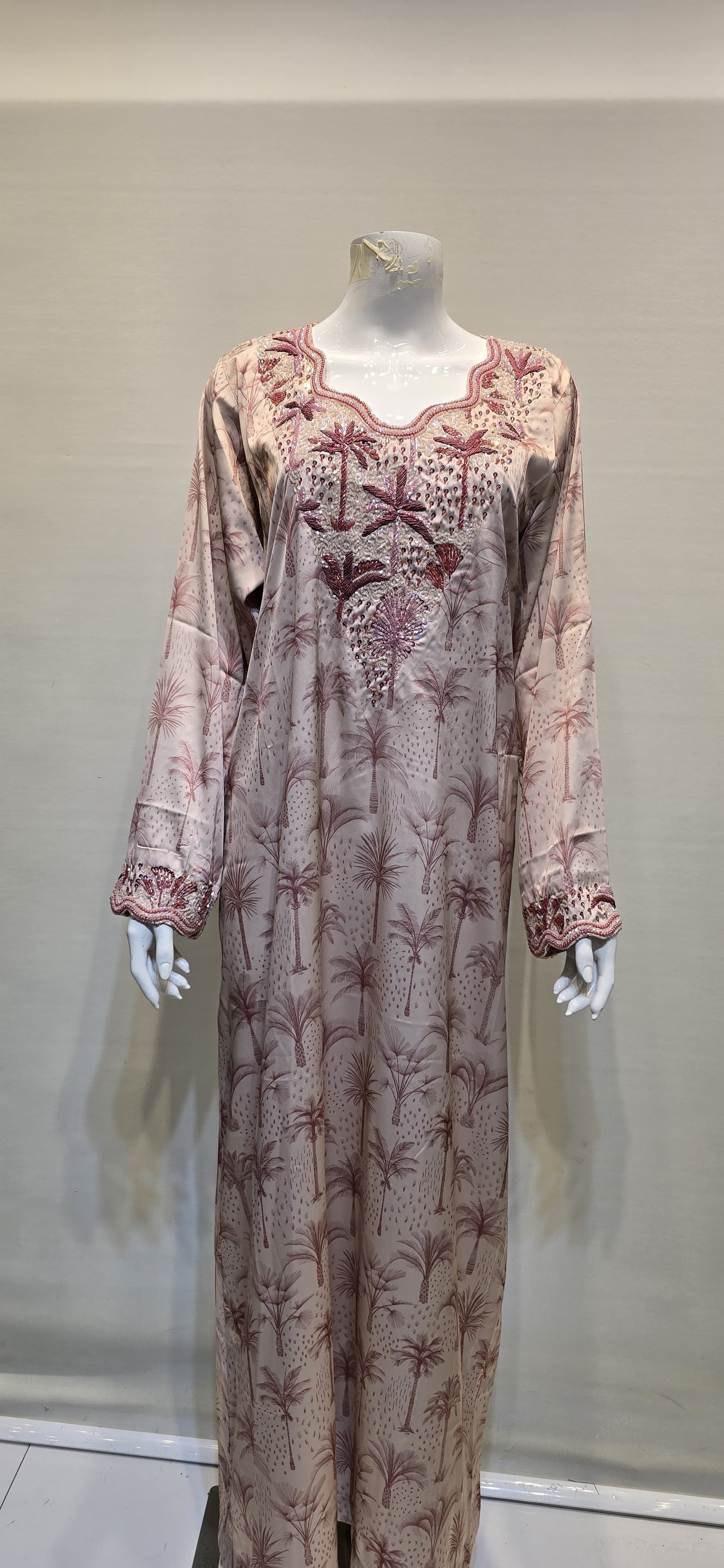 Oasis in rose
