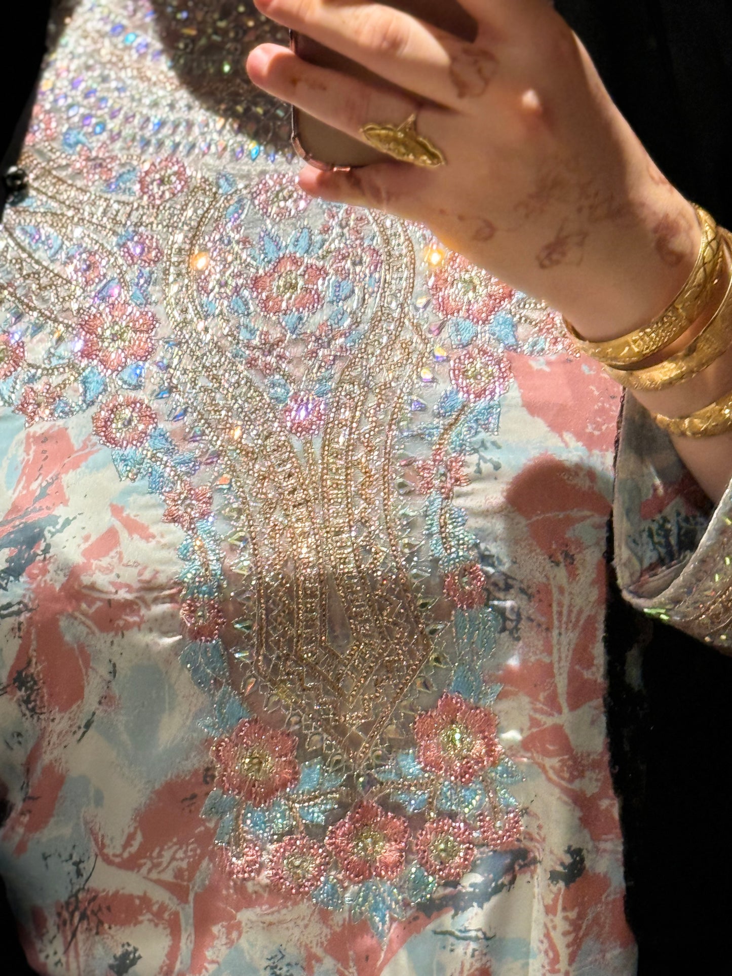 Anissa in pink High neck mkhawer