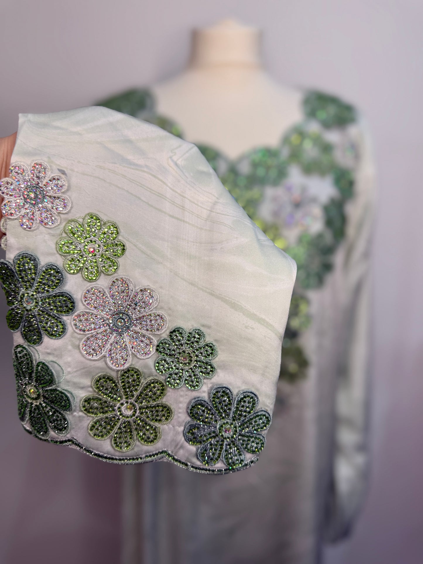 Corset flower