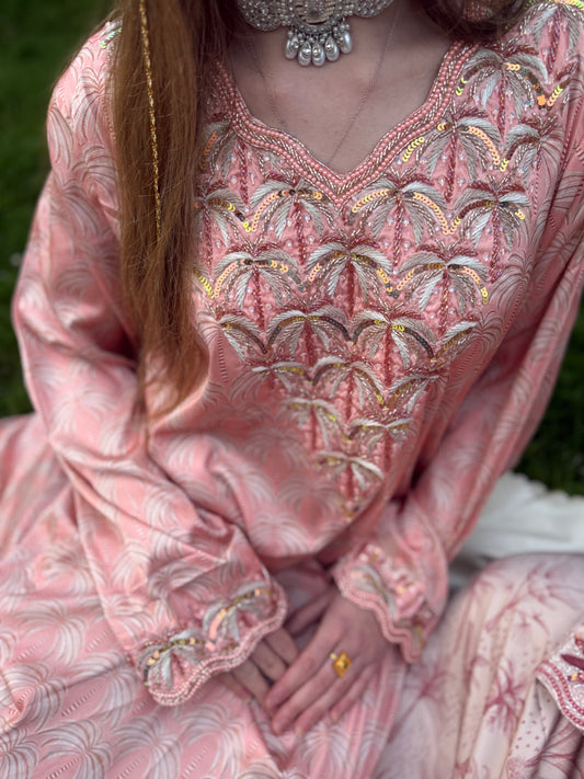 Oasis in pink